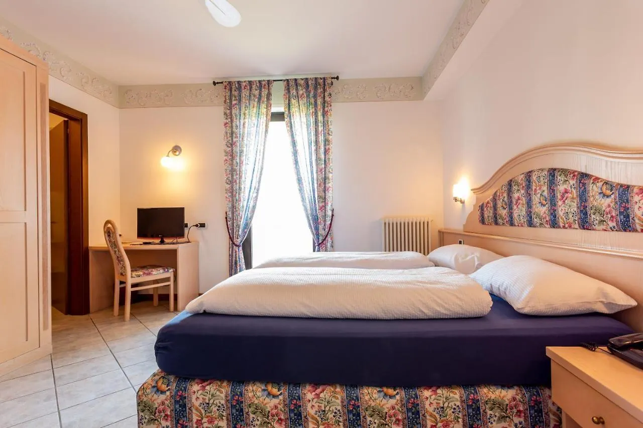 Hotel Alesi Malcesine